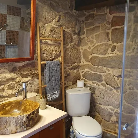 Casa Dos Cortinhais بيت للعطل *