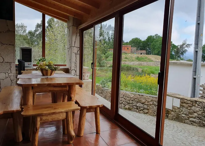 Casa Dos Cortinhais Feriehus